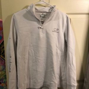 Vineyard Vines white sweater shirt
